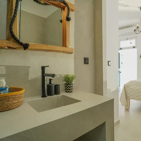 Seabed Mykonos