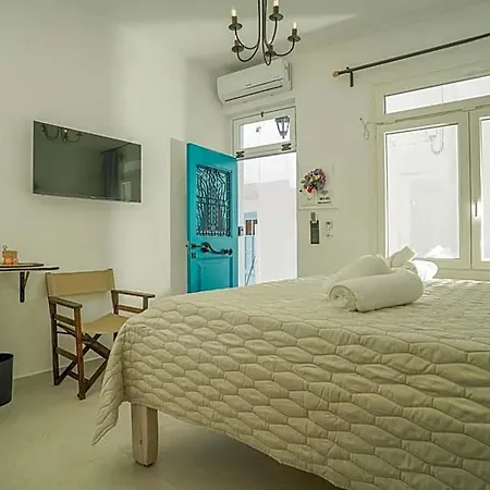 Seabed Mykonos Aparthotel 4*